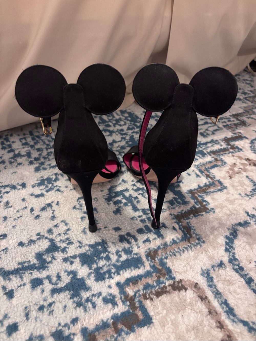 Black Mickey open toe pumps. Oscar Tiye